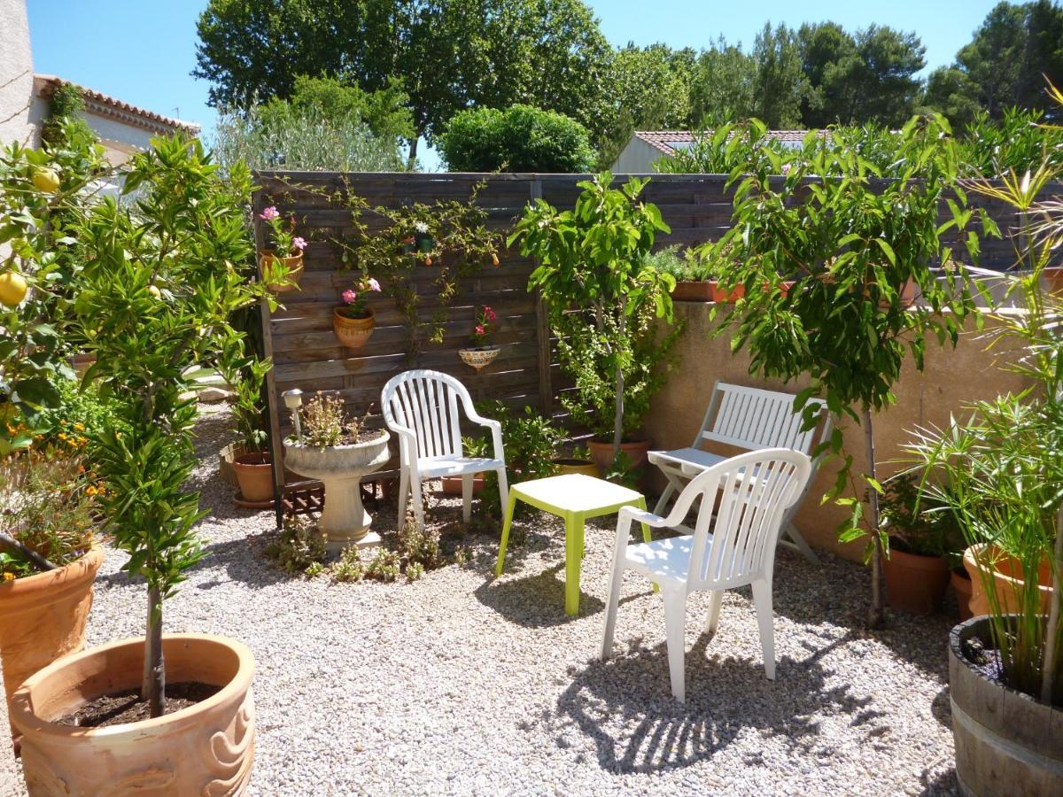 Bed and Breakfast Chez Patrick Roujan Exteriér fotografie