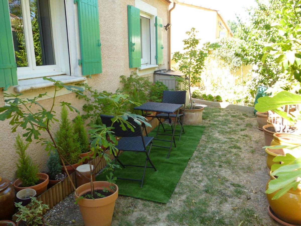 Bed and Breakfast Chez Patrick Roujan Exteriér fotografie
